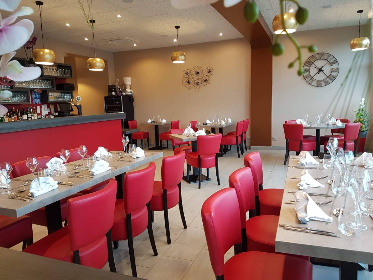 Location de restaurant avec salle privée pour évènement pro et personnel à Dieuze vers l’étang de Lindre Vandœœuvre-lès-Nancy 0